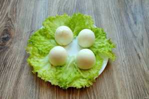 Фаршированные яйца "Мухоморы"