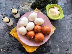 Яйца фаршированные луком