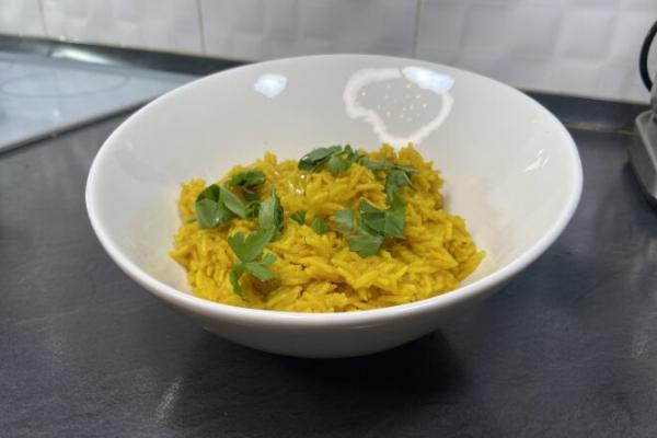 Рис по-индийски с куркумой, кумином и кардамоном, рецепт с фото и видео