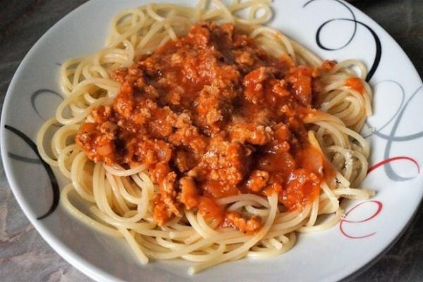 Спагетти болоньезе с фаршем и пассатой, рецепт с фото - просто,вкусно - фоторецепт пошагово
