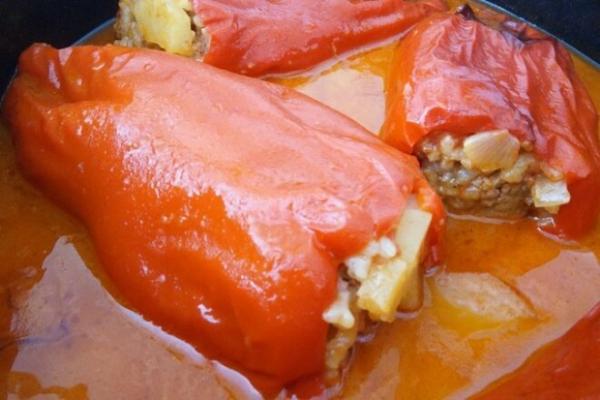 Фаршированные перцы с помидорами и картошкой в духовке, рецепт с фото