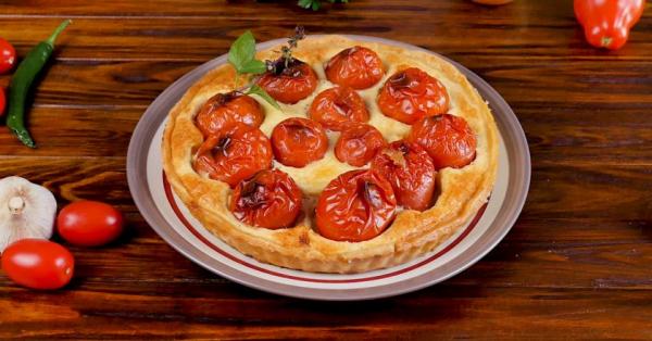 Пирог с фаршированными помидорами - просто,вкусно - фоторецепт пошагово