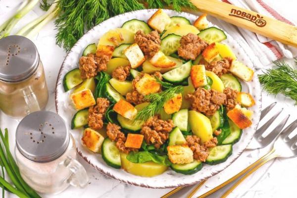 Салат с тунцом и сухариками - просто,вкусно - фоторецепт пошагово