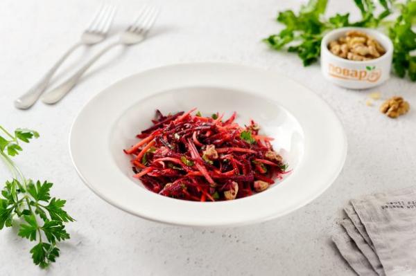 Салат из свежей свеклы - просто,вкусно - фоторецепт пошагово