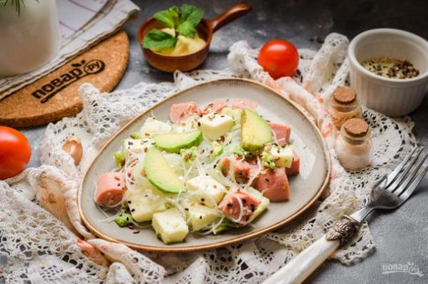 Салат с фунчозой и авокадо - просто,вкусно - фоторецепт пошагово