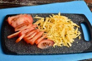 Заливной пирог с помидорами и сыром