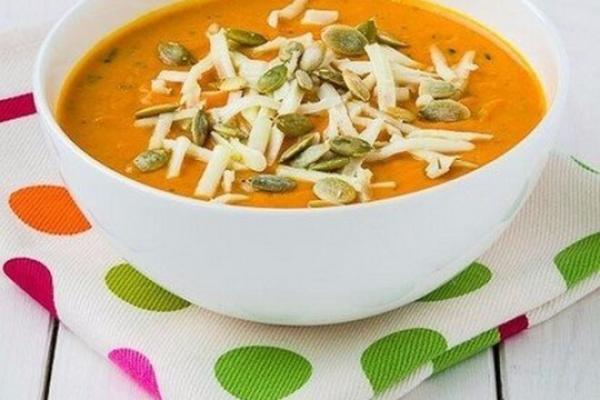 Сливочный крем-суп из запеченной тыквы с чесноком, рецепт с фото