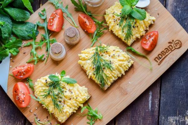 Бутерброды с яйцом и сыром - просто,вкусно - фоторецепт пошагово