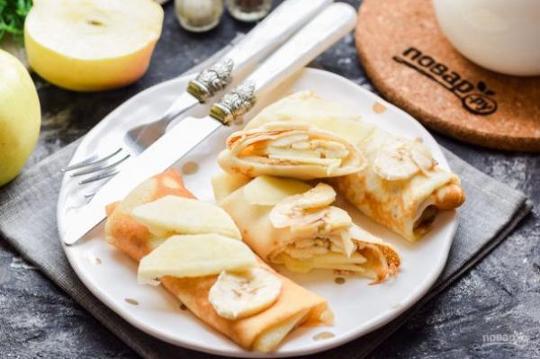 Блинчики с яблоком и бананом - просто,вкусно - фоторецепт пошагово
