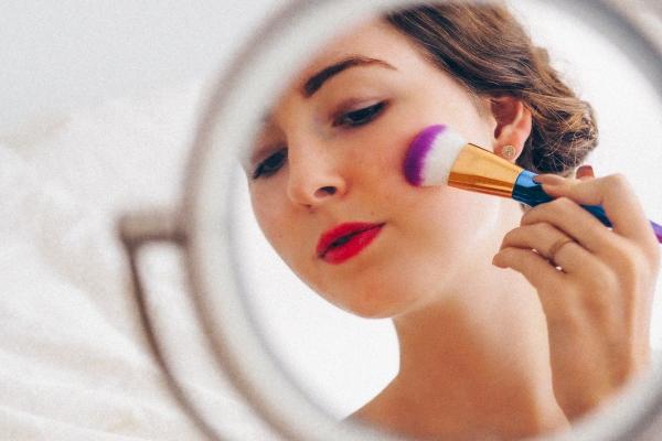 Ошибки в макияже: 7 промахов, которые могут всё испортить