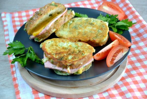 Бутерброды в кляре - просто,вкусно - фоторецепт пошагово